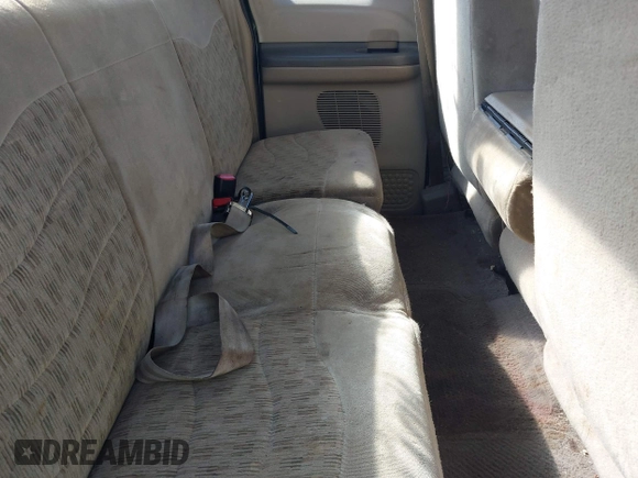 2000 Ford F-250 XL with VIN 1FTNX21L2YED40884, listed as a IAAI auction lot 42236268 with 268,112 mi miles and . Bid and sale history available at DreamBid. Image 8.