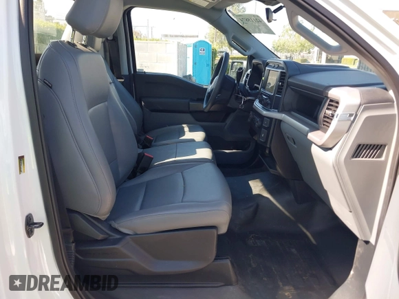 2023 Ford F-150 XL with VIN 1FTMF1CBXPKE40924, listed as a IAAI auction lot 42115874 with 15,411 mi miles and . Bid and sale history available at carsss.com. Image 5.