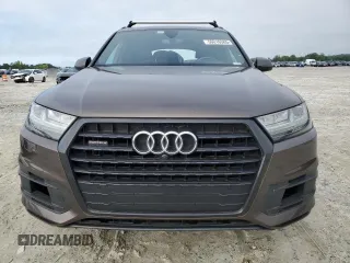2018 Audi Q7 Prestige z VIN WA1VAAF72JD023846, wystawiony jako Copart lot #56016385 z przebiegiem 55 626 mil mil oraz Szkoda całkowita • Salvage title. Historia ofert i sprzedaży dostępna na DreamBid. Obrazek 5.