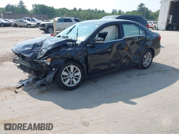 2015 Volkswagen Jetta SE с VIN 3VWLA7AJ4FM328759, выставлен на аукционе IAAI как лот 42451955 с пробегом 260 821 миль миль и . История ставок и продаж доступна на DreamBid. Изображение 2.