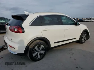 2018 Kia Niro FE with VIN KNDCB3LC9J5172093, listed as a Copart auction lot 78142134 with 108,756 mi miles and Salvage Title. Bid and sale history available at carsss.com. Image 3.