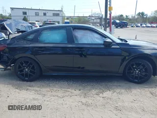 2025 Honda Civic Sport z VIN 2HGFE2F5XSH560117, wystawiony jako IAAI lot #42115264 z przebiegiem 3 621 mil mil oraz . Historia ofert i sprzedaży dostępna na DreamBid. Obrazek 14.