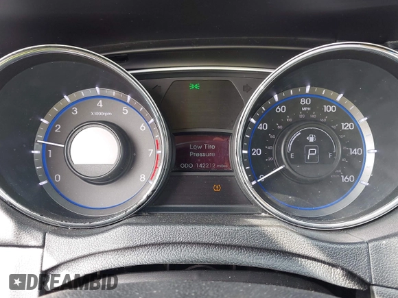 2013 Hyundai Sonata Limited with VIN 5NPEC4AC7DH799135, listed as a IAAI auction lot 42134001 with 142,212 mi miles and . Bid and sale history available at carsss.com. Image 7.