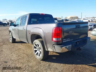 2011 GMC Sierra 1500 SLE with VIN 3GTP1VE03BG256407, listed as a IAAI auction lot 41318454 with 149,342 mi miles. Bid and sale history available at carsss.com. Image 3.
