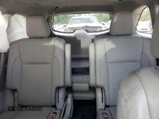 2018 Toyota Highlander Limited с VIN 5TDDZRFH7JS841952, выставлен на аукционе Copart как лот 56663945 с пробегом 50 489 миль миль и Списание • Salvage title. История ставок и продаж доступна на DreamBid. Изображение 10.