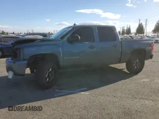 2007 Chevrolet Silverado 1500 LT w/1LT with VIN 2GCEC13J571542006, listed as a Copart auction lot 41470855 with 196,101 mi miles and Salvage Title. Bid and sale history available at carsss.com. Image 1.