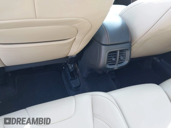 2016 Jeep Cherokee Limited z VIN 1C4PJMDS0GW268519, wystawiony jako IAAI lot #41850067 z przebiegiem 106 117 mil mil oraz . Historia ofert i sprzedaży dostępna na DreamBid. Obrazek 20.