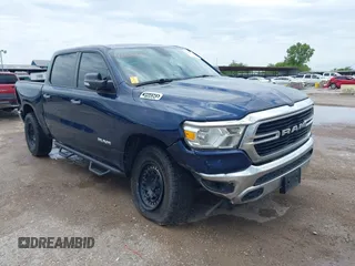 2019 Ram 1500 Big Horn z VIN 1C6RREFT7KN639520, wystawiony jako IAAI lot #42350816 z przebiegiem 187 648 mil mil oraz . Historia ofert i sprzedaży dostępna na DreamBid. Obrazek 1.