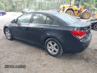 2014 Chevrolet Cruze 1LT with VIN 1G1PC5SB4E7370277, listed as a IAAI auction lot 42646430 with 116,647 mi miles and . Bid and sale history available at DreamBid. Image 3.