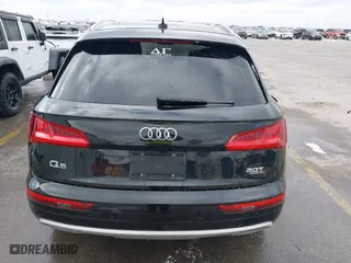 2018 Audi Q5 Premium Plus with VIN WA1BNAFY6J2228095, listed as a IAAI auction lot 41365264 with 75,191 mi miles. Bid and sale history available at carsss.com. Image 16.