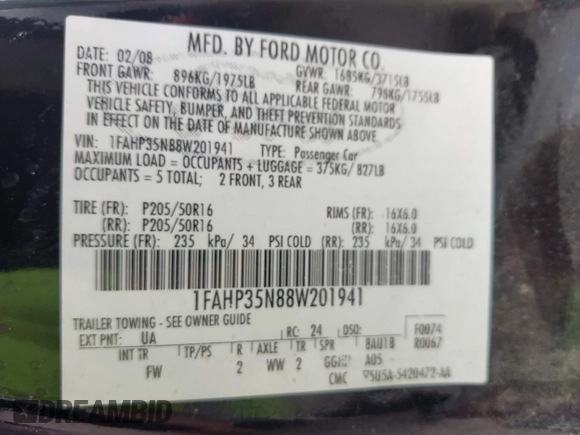 2008 Ford Focus SE z VIN 1FAHP35N88W201941, wystawiony jako IAAI lot #42209632 z przebiegiem 115 901 mil mil oraz . Historia ofert i sprzedaży dostępna na DreamBid. Obrazek 9.