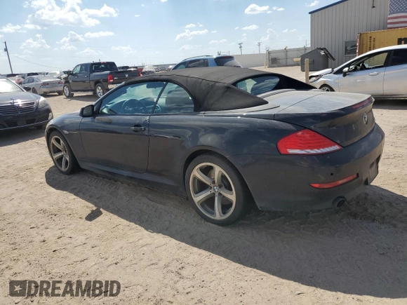 2010 BMW 6 Series 650i z VIN WBAEB5C52AC225960, wystawiony jako Copart lot #71639634 z przebiegiem 114 696 mil mil oraz Czysty tytuł • Clean title. Historia ofert i sprzedaży dostępna na DreamBid. Obrazek 2.