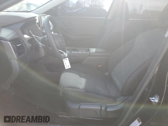 2022 Nissan Rogue S with VIN 5N1BT3AA4NC721884, listed as a Copart auction lot 83424184 with 86,748 mi miles and Salvage title. Bid and sale history available at DreamBid. Image 7.