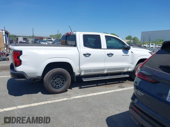 2023 Chevrolet Colorado 2WD Work Truck с VIN 1GCGSBEC3P1133430, выставлен на аукционе IAAI как лот 42001554 с пробегом 26 572 миль миль и . История ставок и продаж доступна на DreamBid. Изображение 13.