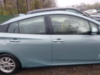 2018 Toyota Prius Two with VIN JTDKBRFU4J3065886, listed as a IAAI auction lot 42011368 with Not Provided miles and . Bid and sale history available at carsss.com. Image 13.
