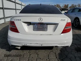 2014 Mercedes-Benz C 250 with VIN WDDGJ4HBXEG297100, listed as a Copart auction lot 85820664 with 146,605 mi miles and Clean Title. Bid and sale history available at DreamBid. Image 6.