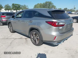 2019 Lexus RX 350L Premium z VIN JTJGZKCA9K2013385, wystawiony jako IAAI lot #42072200 z przebiegiem Nie podano mil oraz . Historia ofert i sprzedaży dostępna na DreamBid. Obrazek 3.