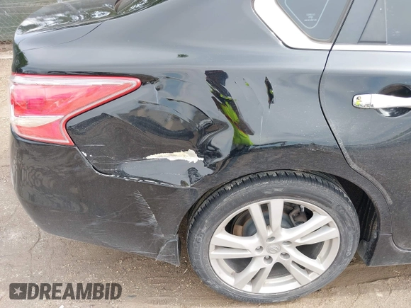 2013 Nissan Altima SL with VIN 1N4BL3AP4DN488106, listed as a IAAI auction lot 41904258 with 170,022 mi miles and . Bid and sale history available at DreamBid. Image 6.