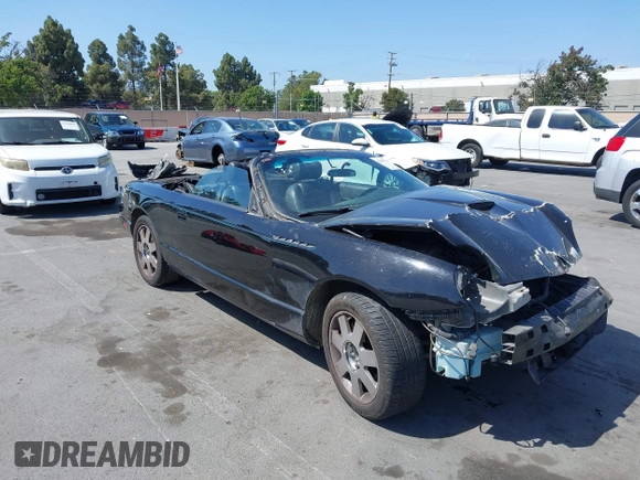 2002 Ford Thunderbird Hardtop Premium z VIN 1FAHP60A82Y103848, wystawiony jako IAAI lot #42467093 z przebiegiem Nie podano mil oraz . Historia ofert i sprzedaży dostępna na DreamBid. Obrazek 1.