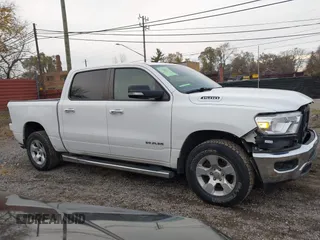 2020 Ram 1500 Big Horn z VIN 1C6RRFFG5LN284440, wystawiony jako IAAI lot #40975635 z przebiegiem 105 400 mil mil oraz . Historia ofert i sprzedaży dostępna na DreamBid. Obrazek 14.