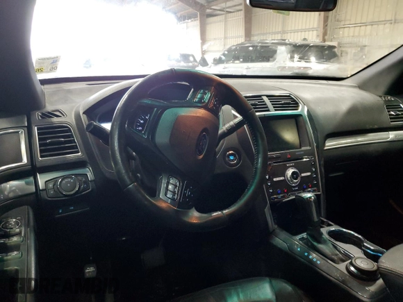 2016 Ford Explorer Sport z VIN 1FM5K8GT7GGD34683, wystawiony jako Copart lot #60908355 z przebiegiem 151 337 mil mil oraz Szkoda całkowita • Salvage title. Historia ofert i sprzedaży dostępna na DreamBid. Obrazek 8.