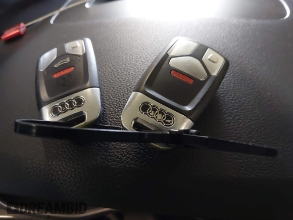 2018 Audi S5 Prestige z VIN WAU24GF55JN013434, wystawiony jako IAAI lot #41570467 z przebiegiem Nie podano mil oraz . Historia ofert i sprzedaży dostępna na DreamBid. Obrazek 11.