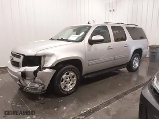 2010 Chevrolet Suburban LT with VIN 1GNUKJE37AR236296, listed as a IAAI auction lot 41654842 with 259,914 mi miles. Bid and sale history available at carsss.com. Image 18.