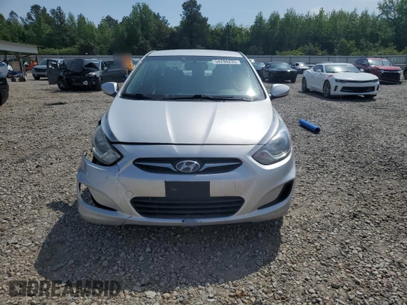 2012 Hyundai Accent GLS z VIN KMHCT4AEXCU081121, wystawiony jako Copart lot #54296235 z przebiegiem 168 986 mil mil oraz Szkoda całkowita • Salvage title. Historia ofert i sprzedaży dostępna na DreamBid. Obrazek 5.