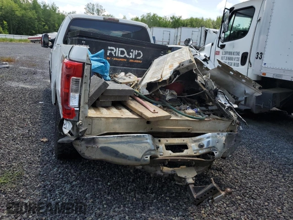 2006 Ford F-250 XL with VIN 1FTSX20576EC87733, listed as a Copart auction lot 62748595 with 285,236 mi miles and Salvage title. Bid and sale history available at DreamBid. Image 6.
