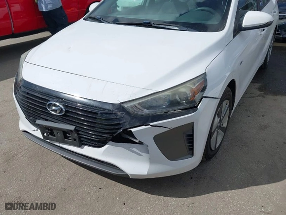2017 Hyundai Ioniq Hybrid Blue with VIN KMHC65LCXHU050189, listed as a IAAI auction lot 41761768 with 117,688 mi miles. Bid and sale history available at carsss.com. Image 6.