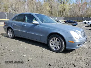 2005 Mercedes-Benz E 320 with VIN WDBUF82J55X168993, listed as a Copart auction lot 51930085 with 280,771 mi miles and Clean Title. Bid and sale history available at DreamBid. Image 4.