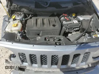 2016 Jeep Patriot Latitude with VIN 1C4NJPFB9GD576872, listed as a Copart auction lot 48192285 with 132,894 mi miles and Salvage title. Bid and sale history available at DreamBid. Image 13.