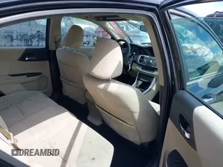 2013 Honda Accord LX z VIN 1HGCR2F38DA219080, wystawiony jako IAAI lot #42260992 z przebiegiem Nie podano mil oraz . Historia ofert i sprzedaży dostępna na DreamBid. Obrazek 8.