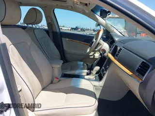 2011 Lincoln MKZ with VIN 3LNHL2GC8BR764165, listed as a IAAI auction lot 42131969 with 92,551 mi miles and . Bid and sale history available at DreamBid. Image 5.