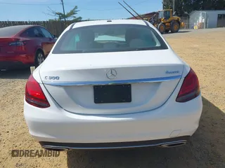 2019 Mercedes-Benz C 300 with VIN 55SWF8EB2KU316763, listed as a IAAI auction lot 42072583 with 61,664 mi miles and . Bid and sale history available at carsss.com. Image 17.