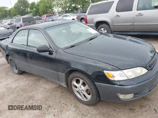 1998 Lexus ES 300 with VIN JT8BF28G4W0108441, listed as a IAAI auction lot 42607880 with Not provided miles and . Bid and sale history available at DreamBid. Image 1.