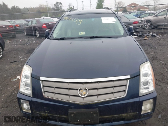 2005 Cadillac SRX with VIN 1GYEE63A650152302, listed as a IAAI auction lot 42010138 with 101,831 mi miles. Bid and sale history available at carsss.com. Image 6.