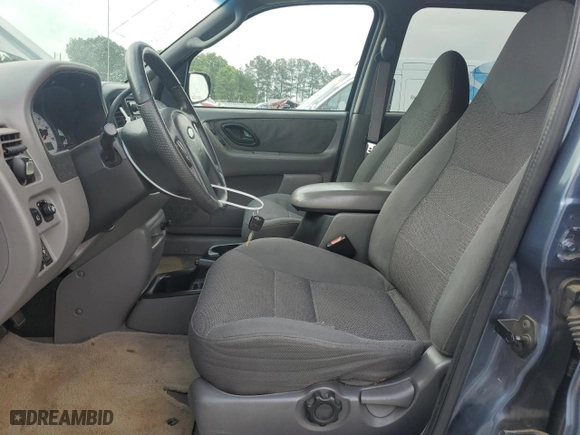 2001 Ford Escape XLT with VIN 1FMYU03111KA96413, listed as a Copart auction lot 53667935 with 156,668 mi miles and Clean Title. Bid and sale history available at carsss.com. Image 7.