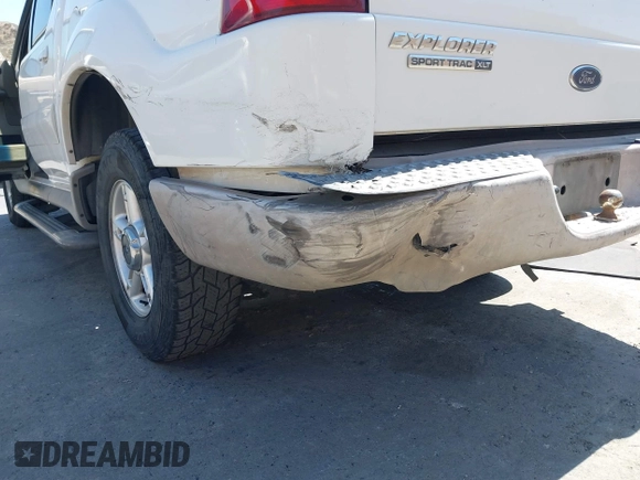 2003 Ford Explorer Sport Trac XLS с VIN 1FMZU67E03UC69169, выставлен на аукционе IAAI как лот 42484743 с пробегом 210 431 миль миль и . История ставок и продаж доступна на DreamBid. Изображение 6.
