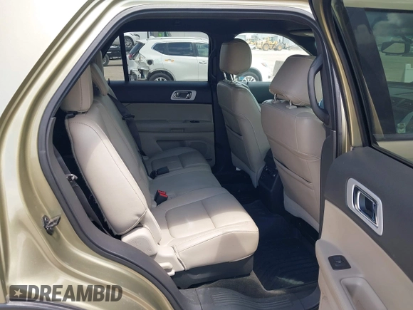 2012 Ford Explorer XLT with VIN 1FMHK7D8XCGA23797, listed as a IAAI auction lot 42573805 with 139,371 mi miles and . Bid and sale history available at DreamBid. Image 8.