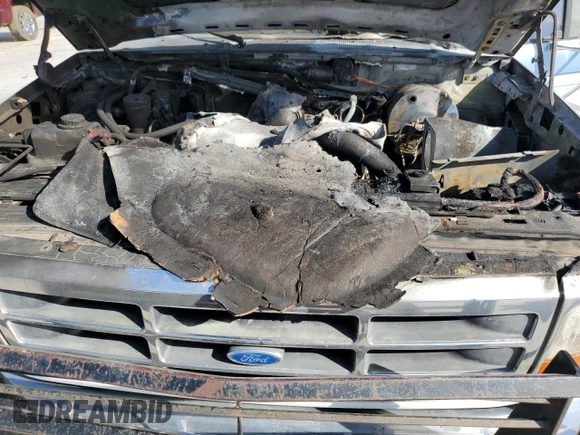1996 Ford F-250 with VIN 1FTHX26F8TEA06626, listed as a Copart auction lot 43053205 with Not provided miles and Salvage title. Bid and sale history available at DreamBid. Image 13.