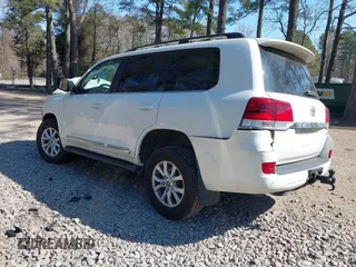 2019 Toyota Land Cruiser z VIN JTMCY7AJ3K4082162, wystawiony jako IAAI lot #41893581 z przebiegiem 69 873 mil mil oraz . Historia ofert i sprzedaży dostępna na DreamBid. Obrazek 3.