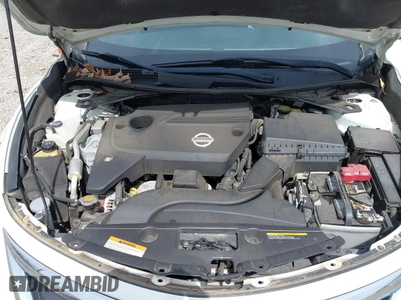 2014 Nissan Altima SV with VIN 1N4AL3AP4EN369324, listed as a IAAI auction lot 41919810 with 199,873 mi miles and . Bid and sale history available at carsss.com. Image 10.