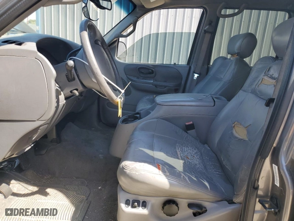 2002 Ford F-150 XLT with VIN 1FTRW07L32KA75868, listed as a Copart auction lot 47392685 with 0 mi miles and Salvage Title. Bid and sale history available at carsss.com. Image 7.