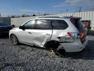 2015 Nissan Pathfinder Platinum with VIN 5N1AR2MM8FC610332, listed as a Copart auction lot 54041015 with 128,817 mi miles and Salvage Title. Bid and sale history available at carsss.com. Image 2.