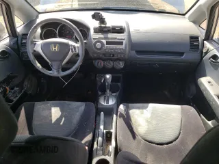2008 Honda Fit Sport z VIN JHMGD386X8S030697, wystawiony jako Copart lot #53577655 z przebiegiem 188 944 mil mil oraz Szkoda całkowita • Salvage title. Historia ofert i sprzedaży dostępna na DreamBid. Obrazek 8.