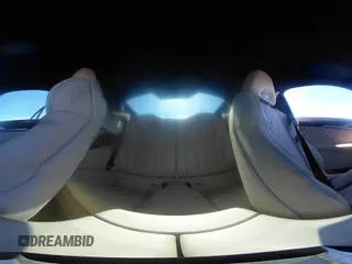 2020 BMW M8 z VIN WBSAE0C06LCD53214, wystawiony jako IAAI lot #38301455 z przebiegiem 20 410 mil mil oraz . Historia ofert i sprzedaży dostępna na DreamBid. Obrazek 18.