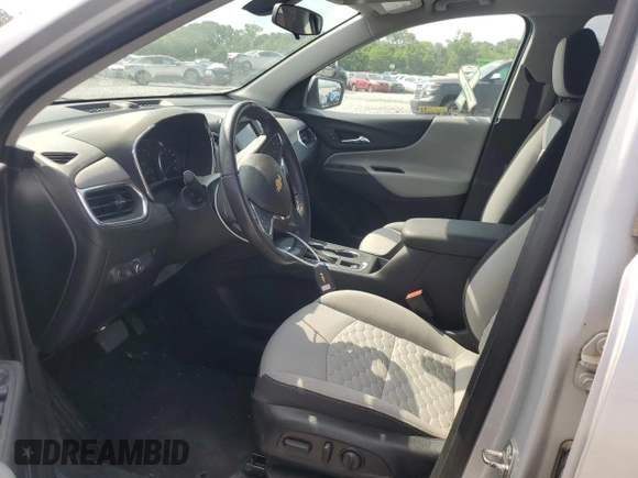 2019 Chevrolet Equinox LT z VIN 2GNAXKEV9K6131980, wystawiony jako Copart lot #54791825 z przebiegiem 32 815 mil mil oraz Szkoda całkowita • Salvage title. Historia ofert i sprzedaży dostępna na DreamBid. Obrazek 7.