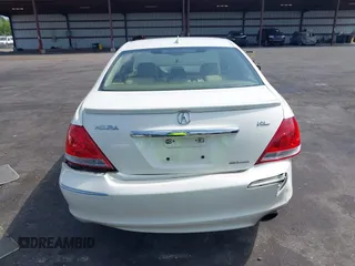 2005 Acura RL with VIN JH4KB16565C018356, listed as a IAAI auction lot 42138971 with 186,437 mi miles and . Bid and sale history available at DreamBid. Image 16.