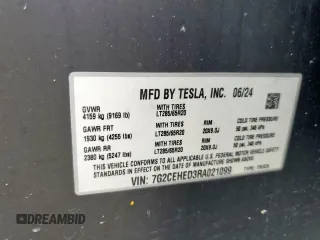 2024 Tesla Cybertruck z VIN 7G2CEHED3RA021099, wystawiony jako Copart lot #57416365 z przebiegiem 4 880 mil mil oraz Szkoda całkowita • Salvage title. Historia ofert i sprzedaży dostępna na DreamBid. Obrazek 14.